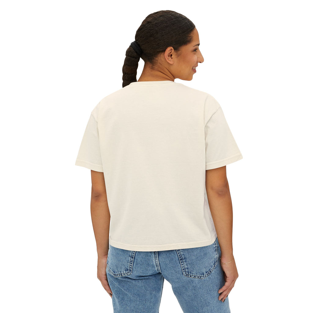 Boxy Tee — Minimal Script "Mst" Chest Logo, Casual Cropped T-Shirt